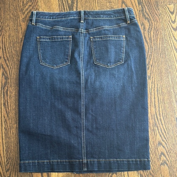 Talbots Blue Denim Skirt - Picture 5 of 7